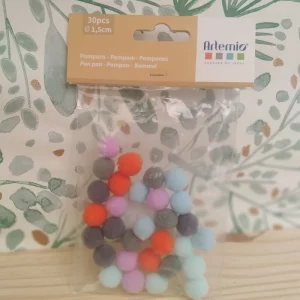 lot-pompoms-synthétque-Artémio